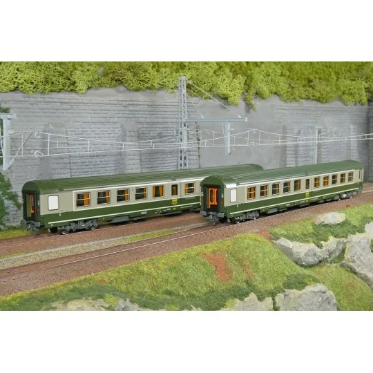 JM-045-Set de 2 voitures AMBULANCE vert/gris, logo encadré jaune - REE JM045 - HO 1/87