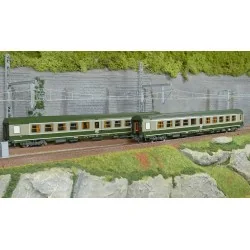 Set of 2 green/grey ambulance cars with white framed logo - REE JM0...