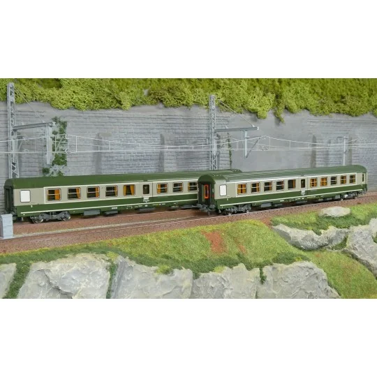 JM-047-Set de 2 voitures AMBULANCE vert/gris, logo encadré blanc - REE JM047 - HO 1/87