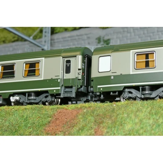 JM-047-Set de 2 voitures AMBULANCE vert/gris, logo encadré blanc - REE JM047 - HO 1/87