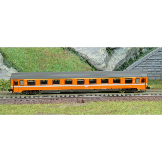 Voiture Eurofima A9u 1re classe SNCF ép. IV - Fleischmann 6260087 -... Fle_6260087-Fleischmann 6260067 Set de 3 voitures voyageurs 1x ABmyf / 2x Bmyf, SNCF, N - 1/160