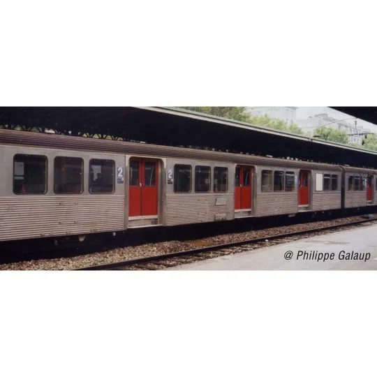HJ4153-Jouef HJ4153 RIB 70 Supplementary Passenger Car, SNCF, originally delivered with red doors, era IV-V