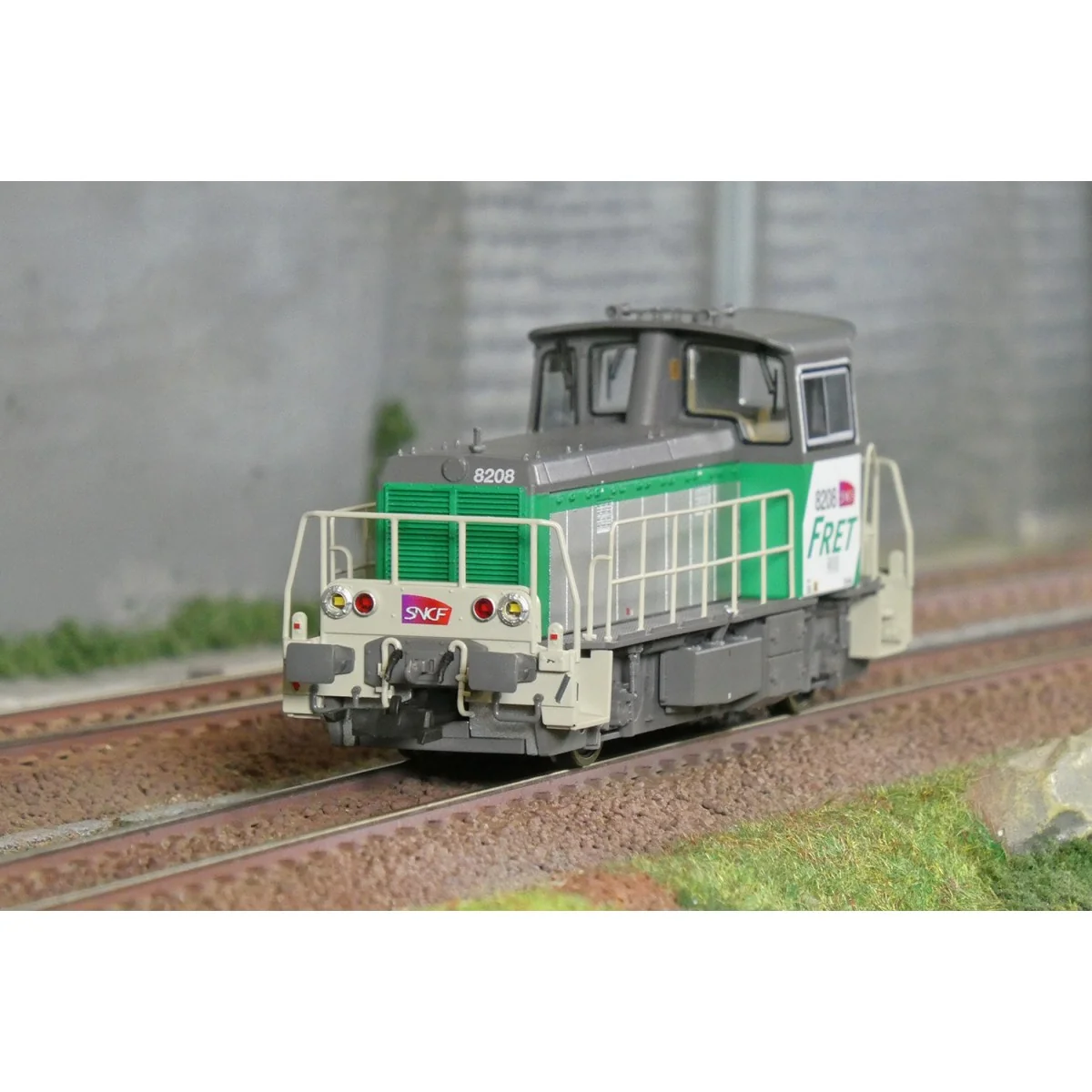 Locomotive diesel Y 8208 « FRET » logo Carmillon digital sonore - R... Locomotive diesel Y 8208 « FRET » logo Carmillon digital sonore - R...