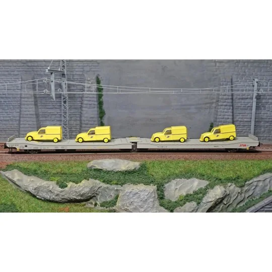 Jouef HJ6205 Ladks 3-axle flat wagon, STVA grey livery, loaded with... HJ6205-Jouef HJ6205 Ladks 3-axle flat wagon, STVA grey livery, loaded with 4 yellow Citroën 2CV "La Poste" vans