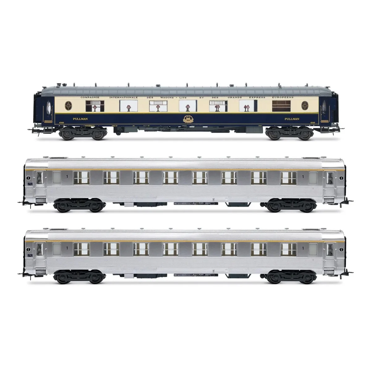 Set of 3 short SNCF Sud Express CIWL and DEV stainless steel coaches from the era... Set of 3 short SNCF Sud Express CIWL and DEV stainless steel coaches from the era...