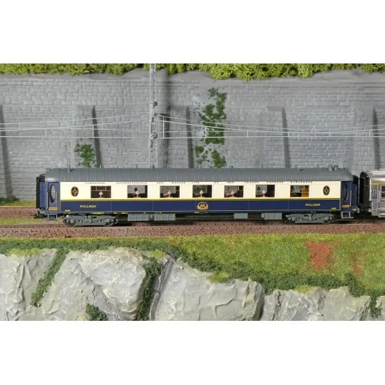 Set of 3 short SNCF Sud Express CIWL and DEV stainless steel coaches from the era... HJ4214-3-car set Sud Express CIWL and short DEV Inox SNCF era III-IV - Jouef HJ4213 HO 1/87
