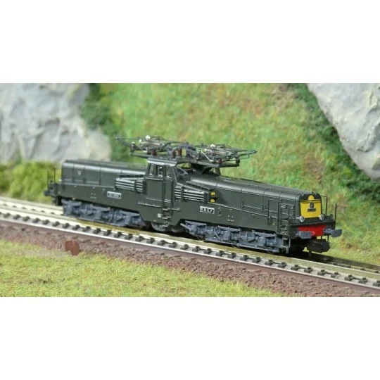 Electric locomotive CC 14014 SNCF green and yellow Ep. IV, DCC Soun... HN2584S-Electric locomotive CC 14101 SNCF blue Ep. III, DCC Sound - Arnold HN2583S - N 1/160