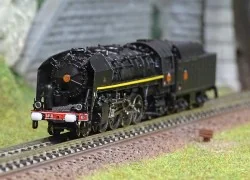 Arnold HN2484 141 R 840 steam locomotive, SNCF, mixed wheels, black...