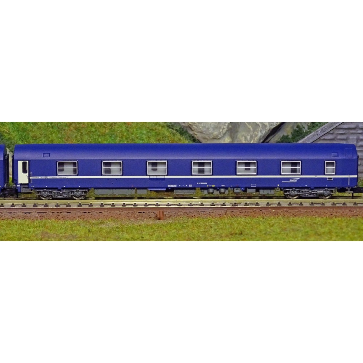 Arnold HN4342 Set of 2 T2 sleeping cars, blue livery with cap logo,...