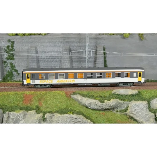 HJ4215-3-car set Sud Express CIWL and short DEV Inox SNCF era III-IV n°1/2 - Jouef HJ4213 HO 1/87