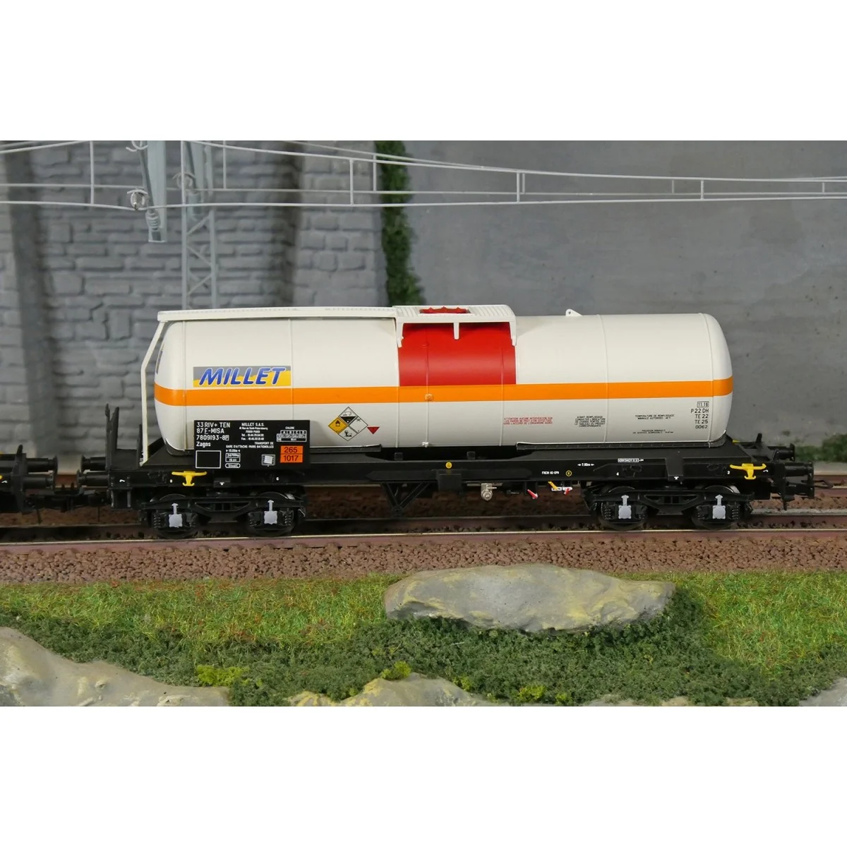 Coffret de 2 wagons-citernes chlore MISA/Millet et VTG/Simotra époque VI - Coffret de 2 wagons-citernes chlore MISA/Millet et VTG/Simotra époque VI -
