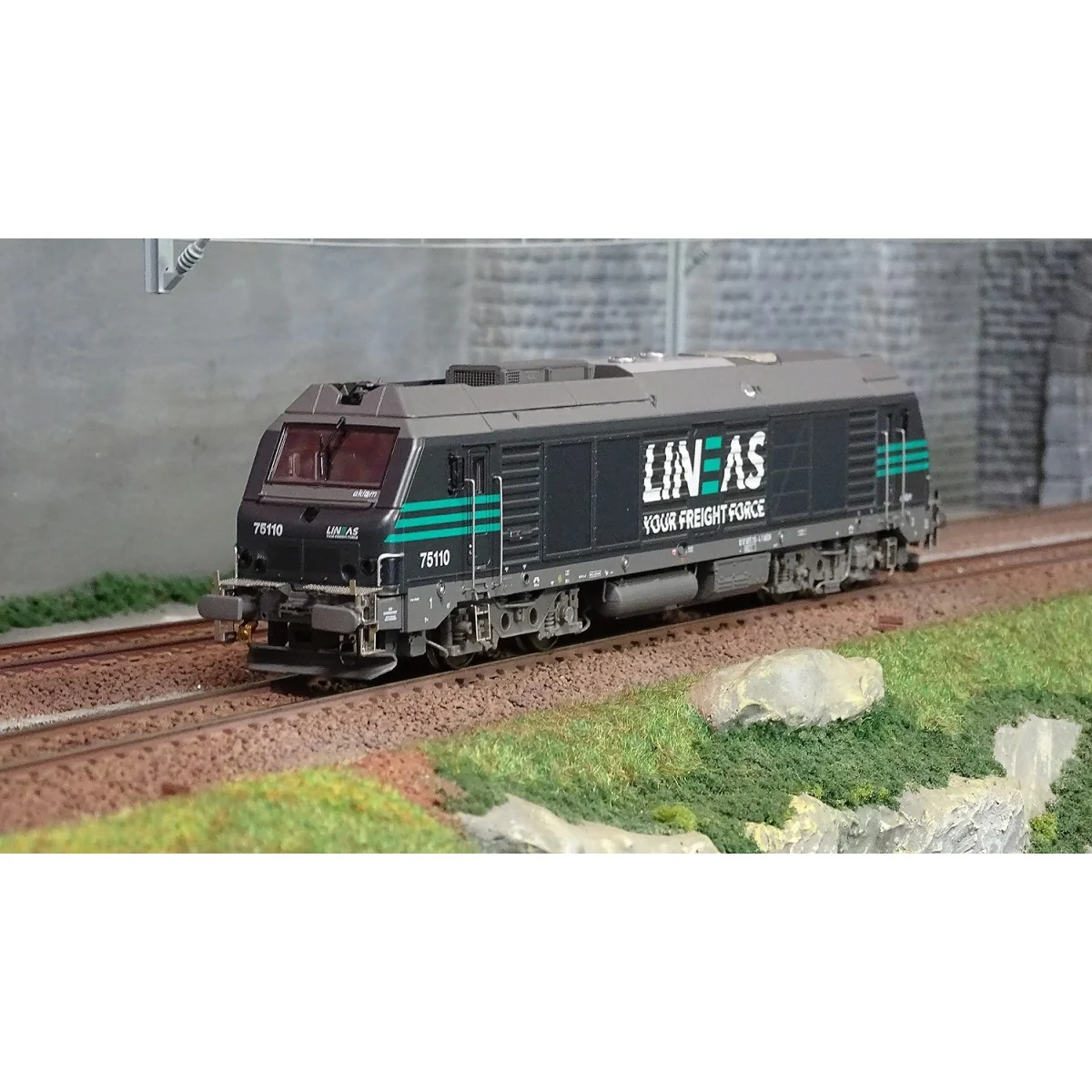 Os.Kar OS7501DCCS Diesel locomotive BB 75110, LINEAS, digital sound Os.Kar OS7501DCCS Diesel locomotive BB 75110, LINEAS, digital sound