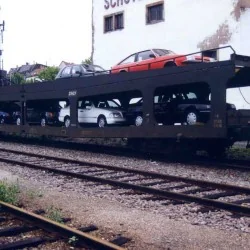 Arnold HN4346 Set de 2 portes-auto, DD DEV 66, livrée vert, logo encadré jaune, échelle N Arnold HN4346 - 1