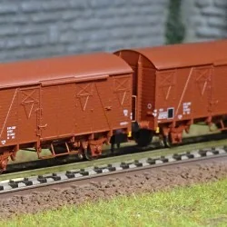 Arnold HN6515 Set de 2 wagons couverts à essieux, type G4, SNCF, échelle N Arnold HN6515 - 1