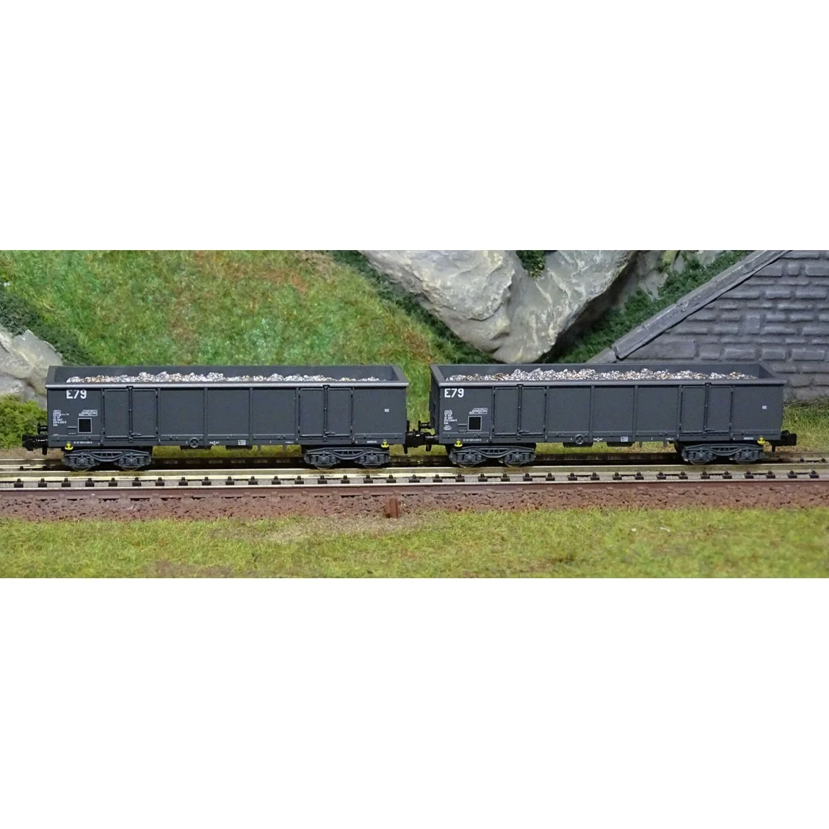 Arnold HN6535 Set de 2 wagons tombereaux, livrés gris, E79, SNCF, échelle N Arnold HN6535 - 2