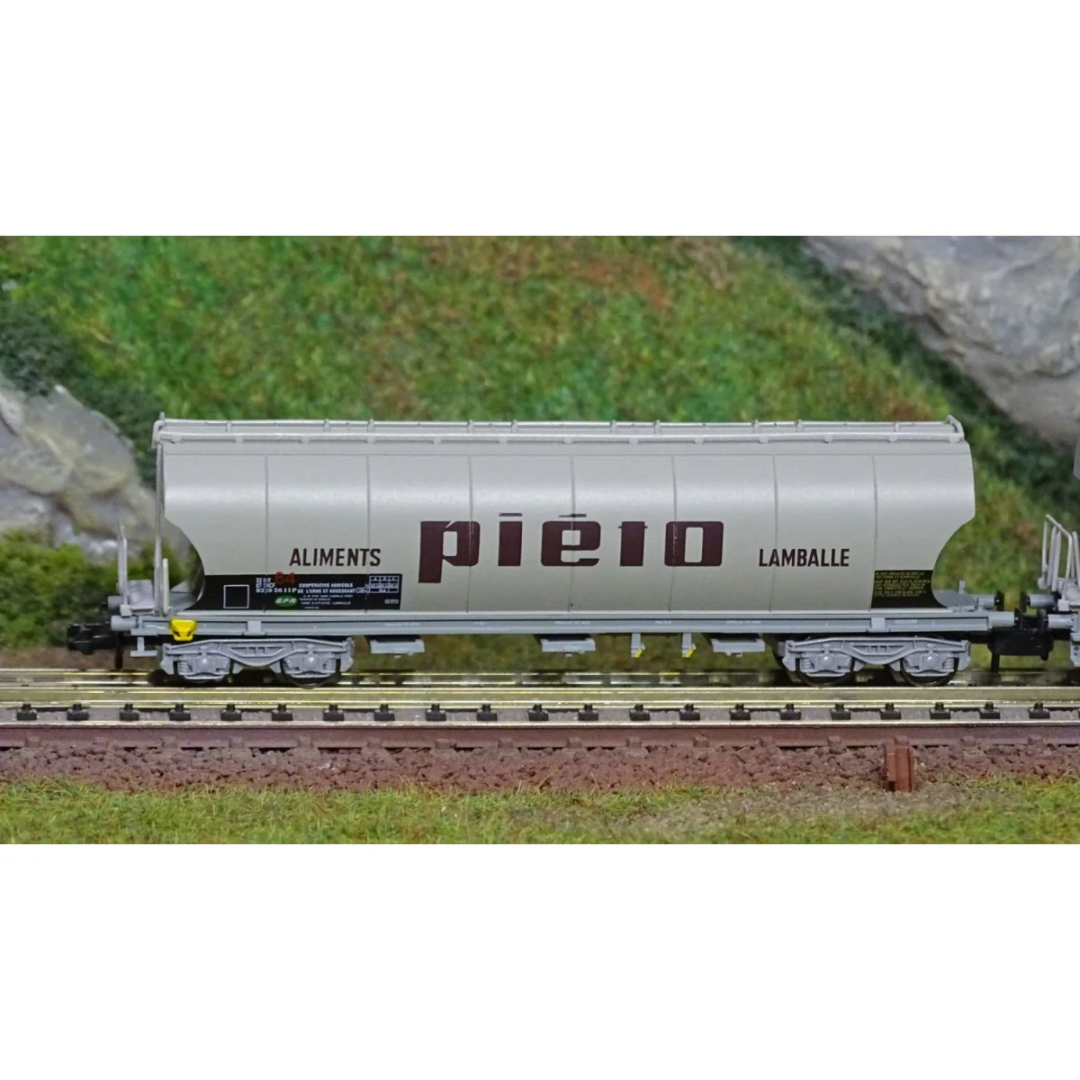 Arnold HN6511 Set de 2 wagons trémies à bogies type Uagpps, parois plates et rondes, SNCF, Piéto Lamballe, échelle N Arnold HN65