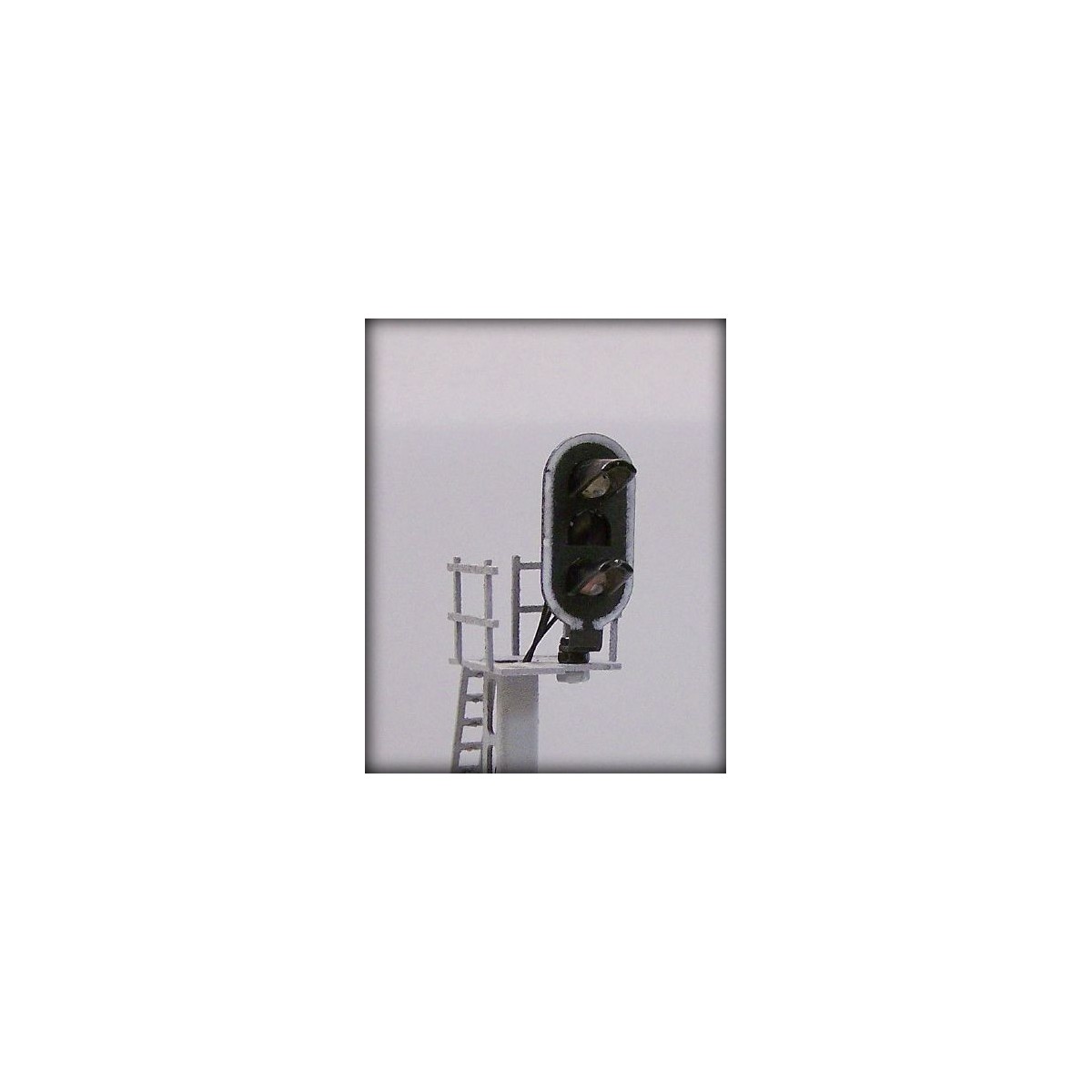 C-BM-02 Wired target with 2 lights, made of metal and resin - C-BM-02
