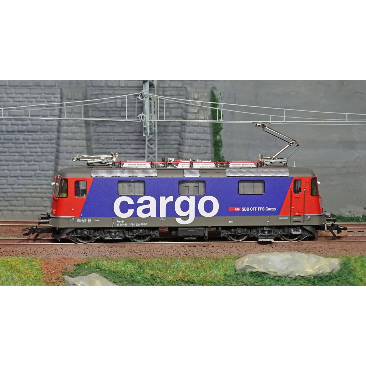 Trix 22846 Re 421 electric locomotive, SBB Cargo, digital sound - T...
