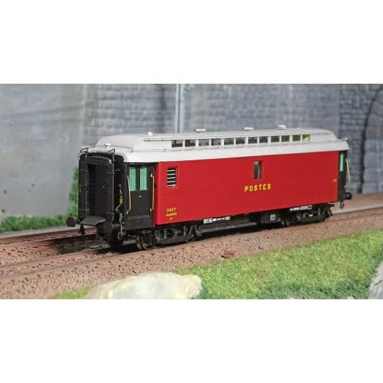 VB-247-Ree Modeles VB247 Voiture postale ambulant OCEM 16m, PAmyi rouge foncé, toit gris clair, SNCF