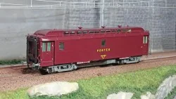 Ree Modeles VB250 Voiture postale ambulant OCEM 16m, PAZ brun PTT, châssis gris, SNCF Ree Modeles VB-250 - 1