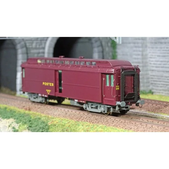 Ree Modeles VB255 Pantin Lighter Postal Car, PEZ brown PTT, grey ch... VB-255-Ree Modeles VB255 Pantin Lighter Postal Car, PEZ brown PTT, grey chassis, SNCF