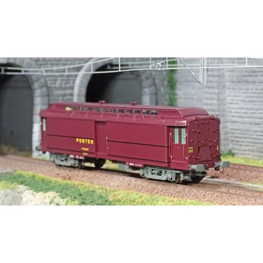 VB-257-Ree Modeles VB257 Pantin Lighter Postal Van, PEZ brown PTT, grey chassis, without bellows, SNCF