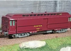 Ree Modeles VB258 Pantin Lighter Postal Van, PEZ brown PTT, grey ch...