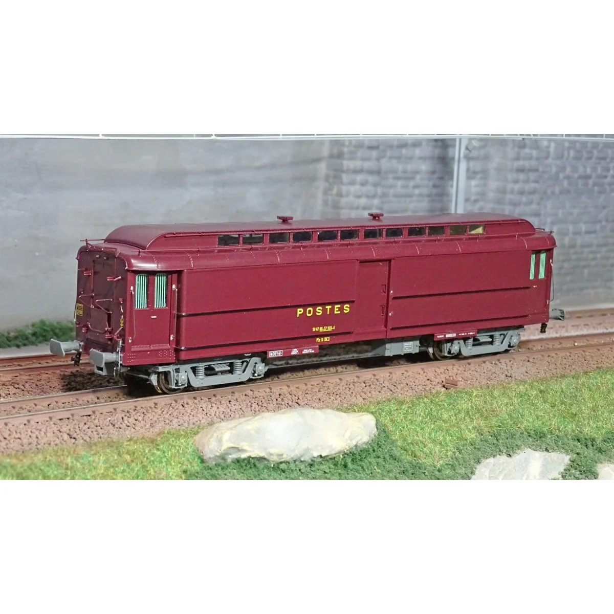 Ree Modeles VB258 Voiture postale Allège Pantin, PEZ brun PTT, châssis gris, sans soufflet, SNCF Ree Modeles VB-258 - 1