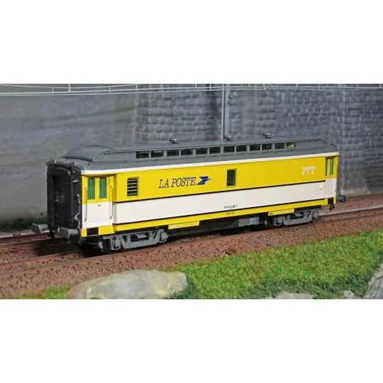 VB-263-Ree Modeles VB263 OCEM 16m Mobile Postal Van, Yellow and White Rubber Protection, North