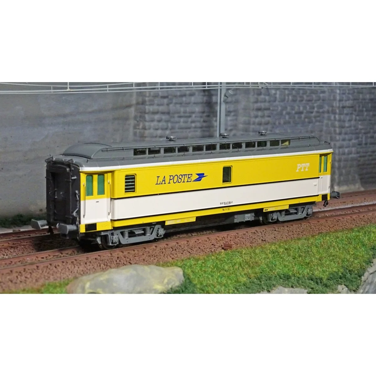 Ree Modeles VB263 Voiture postale Ambulant OCEM 16m, Jaune et Blanc protection caoutchouc, NORD Ree Modeles VB-263 - 1