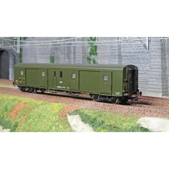 VB-363-Ree Modeles VB363 Bogie van, ex-PLM, metallic, green 306, SNCF, working lights