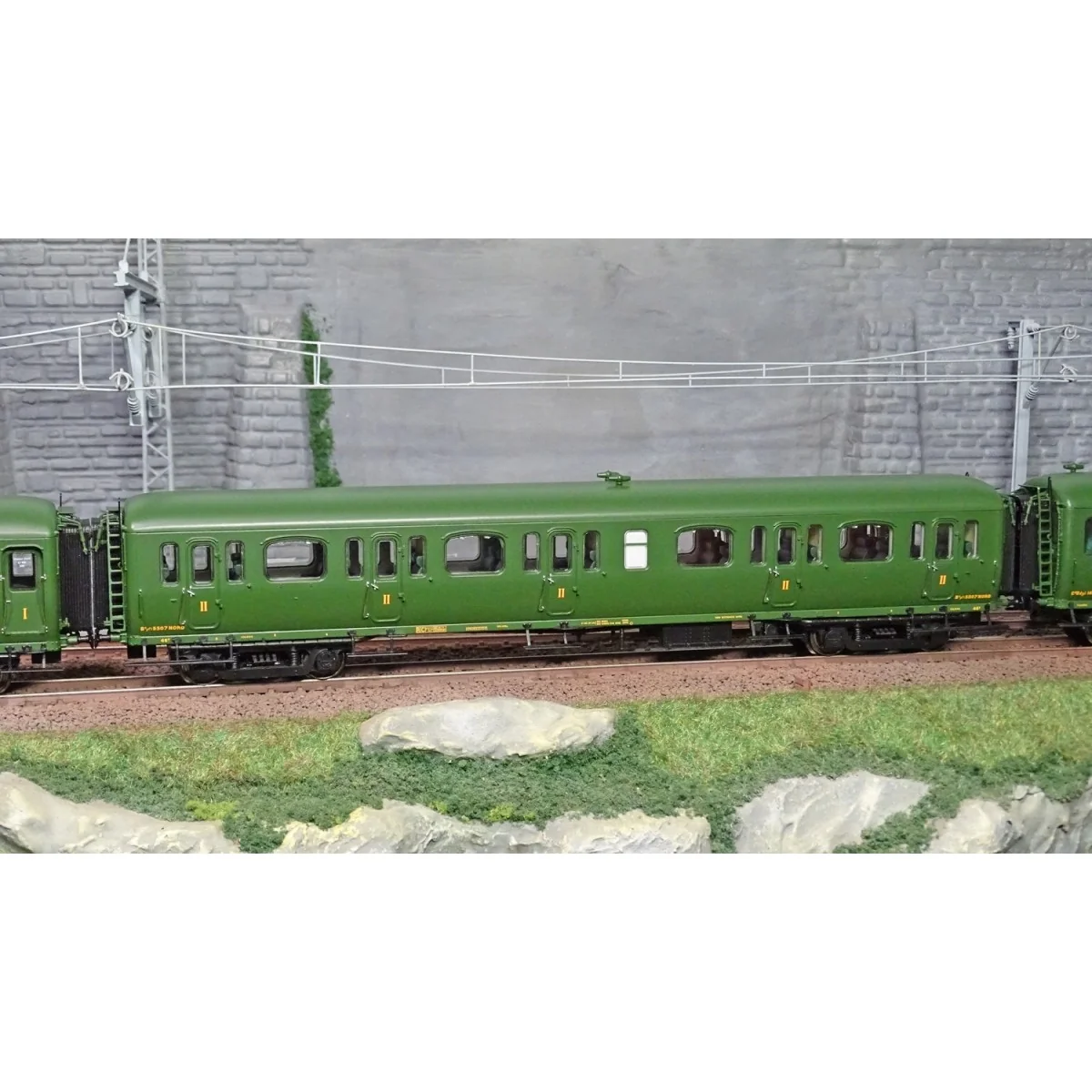 LS Models 40320 Set of 3 Nord Express coaches A7/B9/C5D, green live...