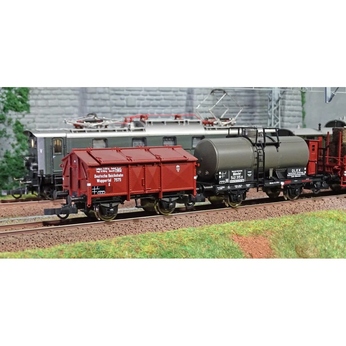 Roco 61492 Complete set of electric freight train series E 52 22 + ...