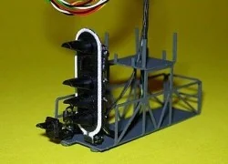 N-RVJ-04 Wired 4-light platform, metal