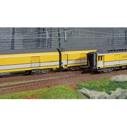 LS Models 40425 Set of 3 UIC postal cars, yellow PTT, PE UIC + PE U...
