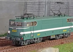 Ree Modeles MB084.S BB 9214 electric locomotive, Green, Bordeaux, w...