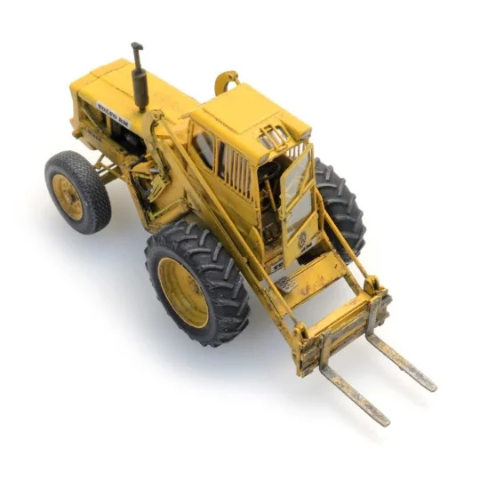 Arti_387.482-Artitec 387.482 Volvo LM 218 with pallet fork