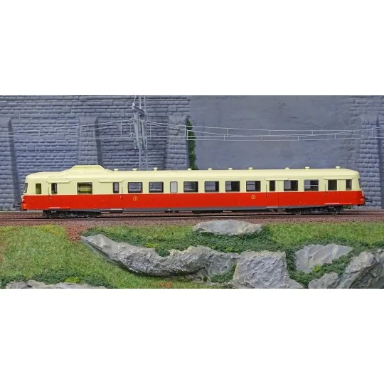 MB-162-Ree Modeles MB162 Autorail X 2825 version d’origine, Rouge et Crème, Toulouse, SNCF