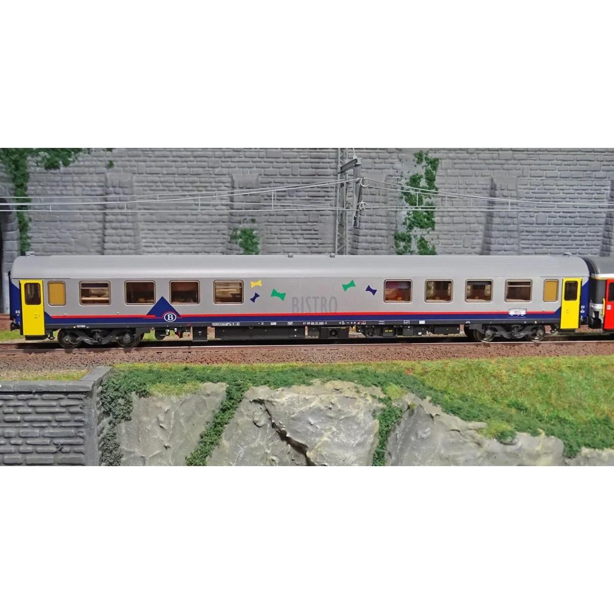 Models World 1803 Set of 7 EC 97 Iris Coaches, SBB, Strasbourg - Zu... Models World 1803 Set of 7 EC 97 Iris Coaches, SBB, Strasbourg - Zu...