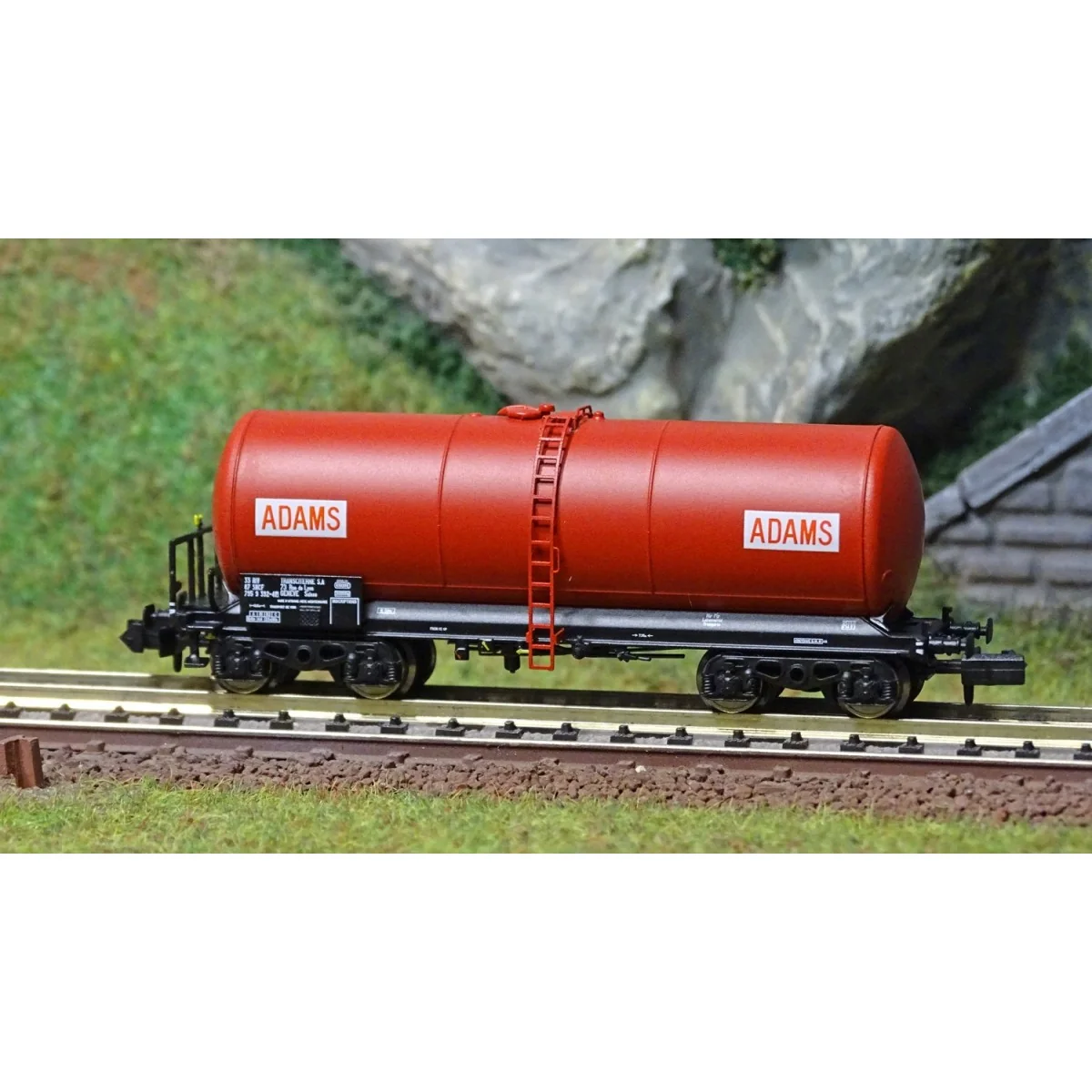 REE Modeles NW223 Wagon citerne ANF, Transport de Vins, SNCF, ERMEWA-GENEVE, N- 1/160 Ree Modeles NW-223 - 2