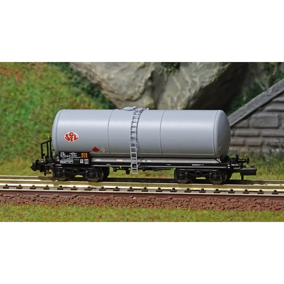 REE Modeles NW224 Wagon citerne ANF, Transport de Vins, SNCF, SGTL, N- 1/160 Ree Modeles NW-224 - 2