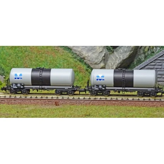 NW-230-REE Modeles NW230 Set of 2 ANF tank wagons, Lubricant Transport, SNCF, MILLET, N- 1/160