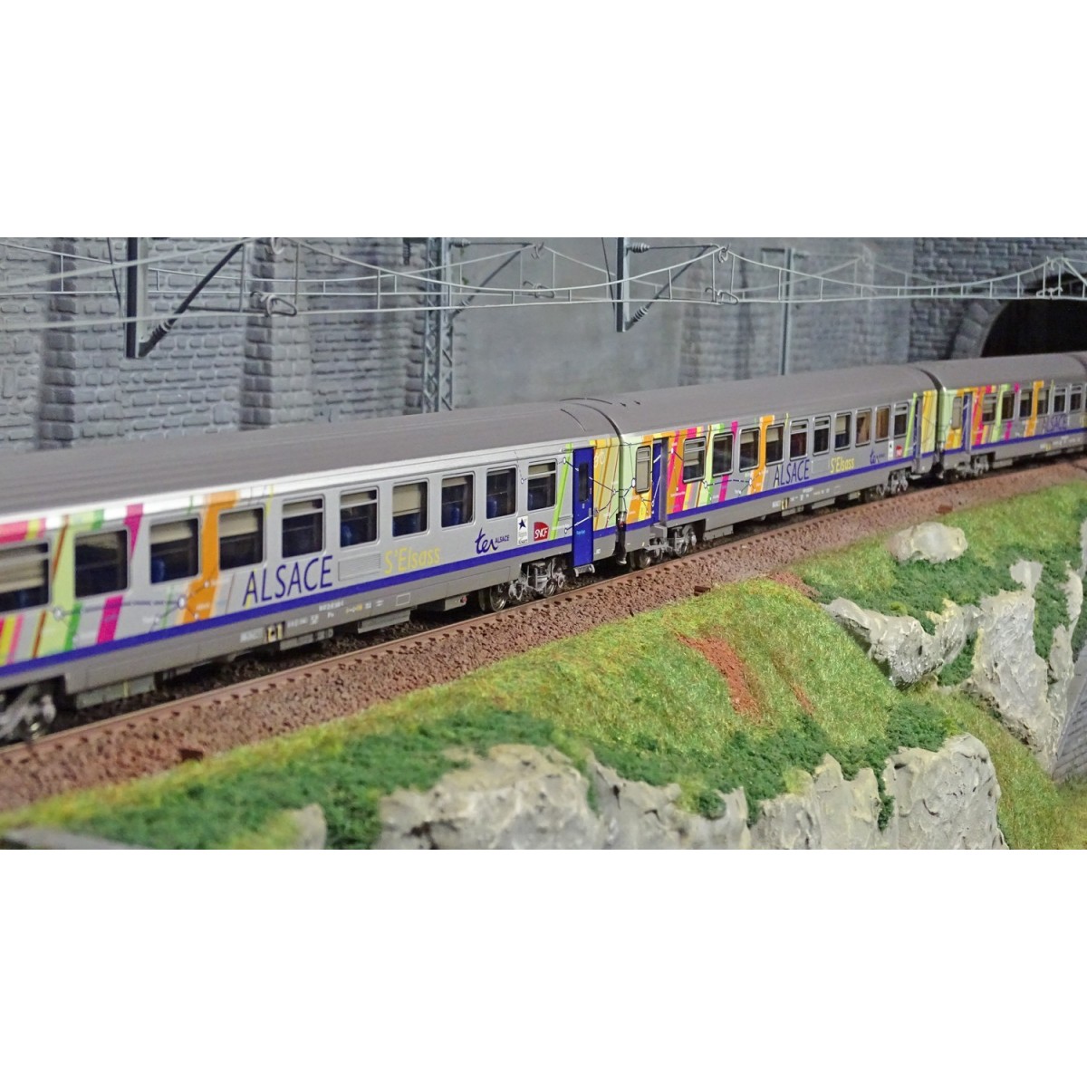 LS Models 41208 Set of 3 Vtu coaches: VTU, B11tu PLC+, B11tu + B11t...