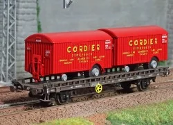 Ree models WB638 UFR Biporteur Wagon with screw brake HRv brown, CO...