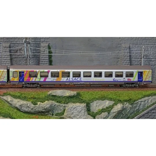 Lsm_41231DC-LS Models 41231DC Set de 3 voitures TER Alsace, voiture pilote, SNCF, logo carmillon, éclairage