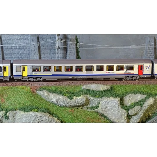 Lsm_41233DC-LS Models 41233DC Set de 3 voitures TER Bourgogne, voiture pilote, SNCF, logo carmillon, éclairage