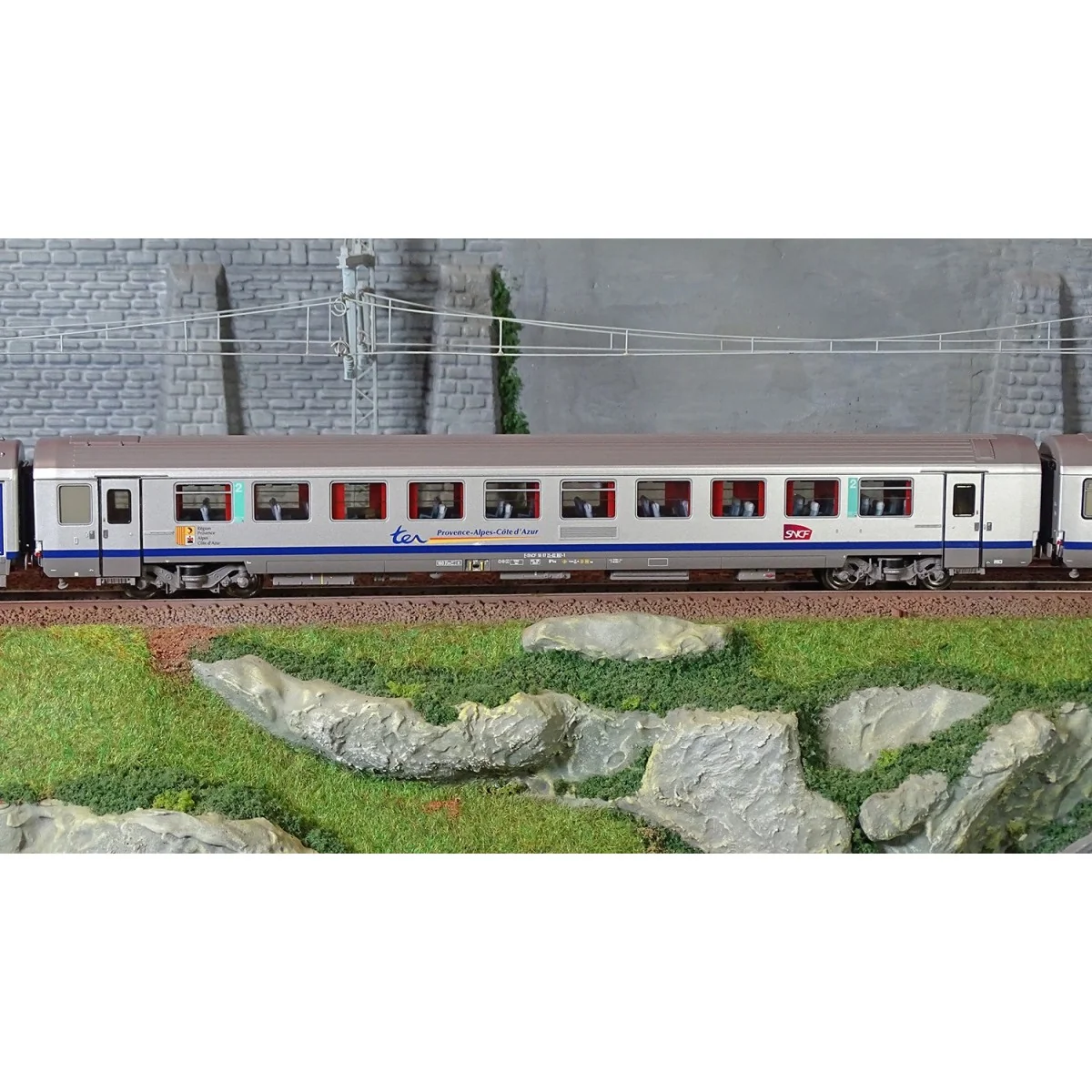 LS Models 41234DC Set of 3 TER PACA coaches, driving trailer, SNCF,...