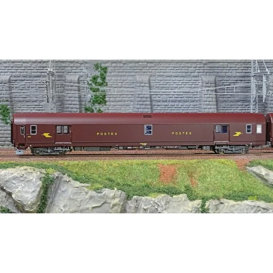 Lsm_40444-LS Models 40444 Set of 2 UIC Postal Cars, Brown PTT, PA UIC + PA UIC