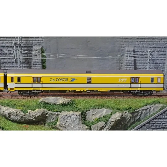 Lsm_40446-LS Models 40446 Set of 2 UIC postal vans, yellow/white, grey roof, PTT markings, UIC postal van + UIC postal van