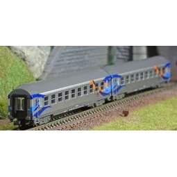MiniTrix 18211 Set of 2 "Cruise" long-distance passenger cars, SNCF...